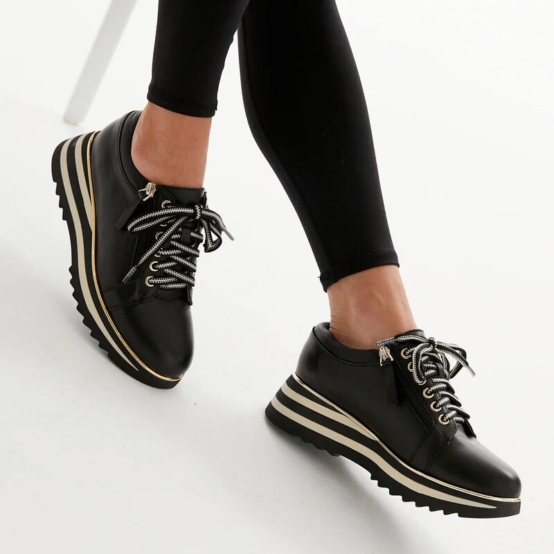 Alfie & Evie Hosting Shoe image number 3